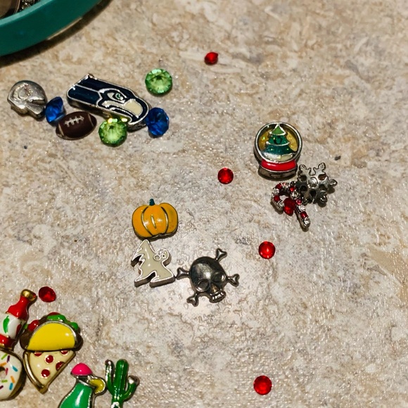 Origami Owl Teal Wrap Bracelet with Crystal Accents and Charms! - Picture 5 of 6